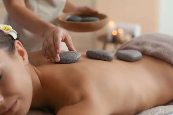 massage pierres chaudes